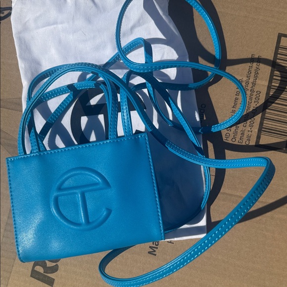 👜 Telfar Mini Shopping Bag – Turquoise Blue Vegan Leather - Picture 5 of 6